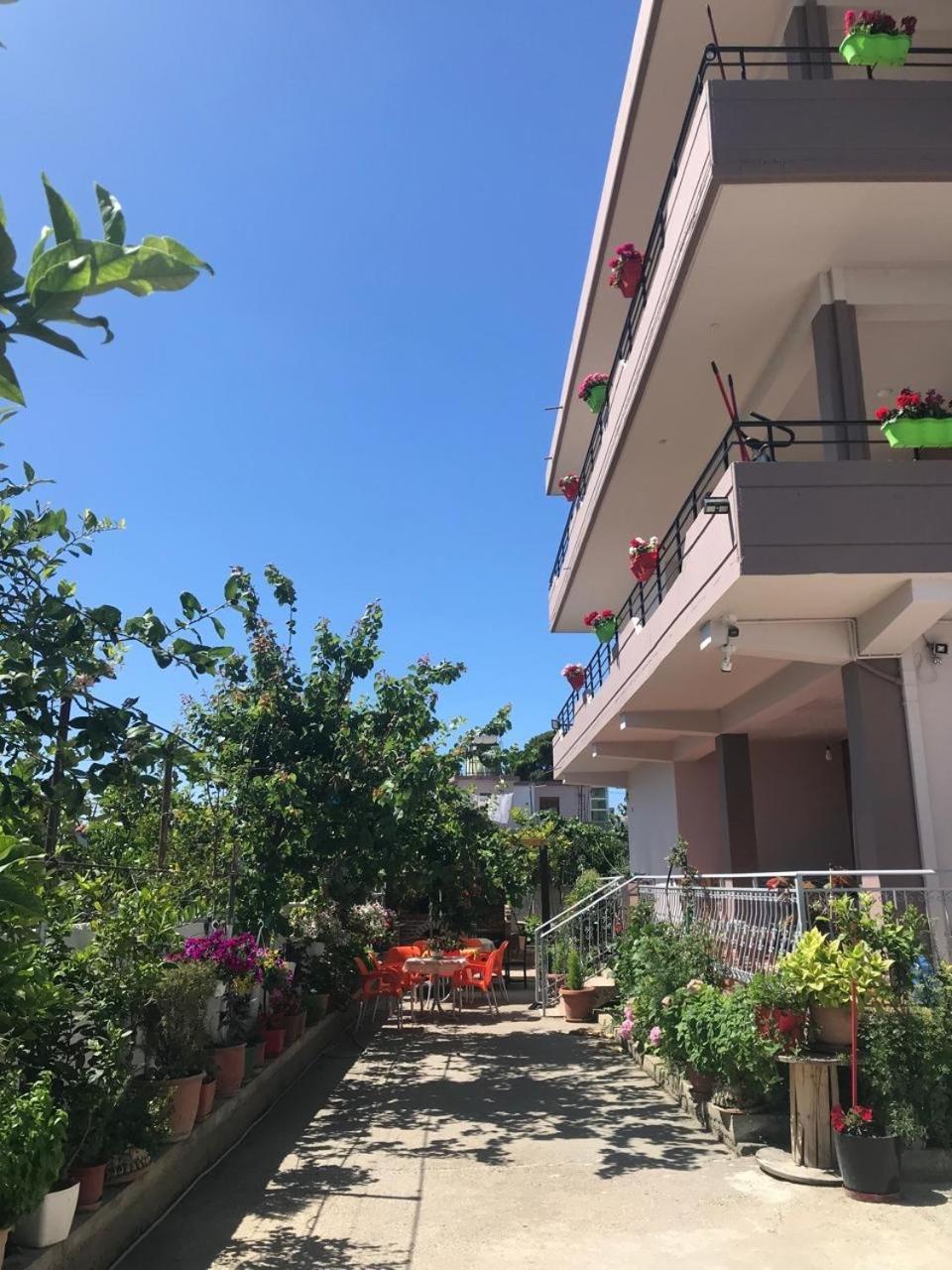 Rest House Vlorë Exterior foto